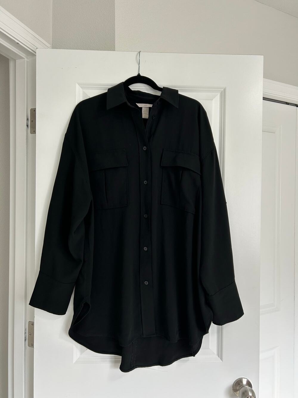 H&M Black Overshirt Women’s Long Sleeve Shacket Size Large